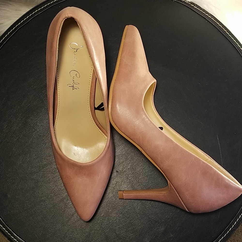 Final Price: NWOT. Jessica  Carlyle Pumps